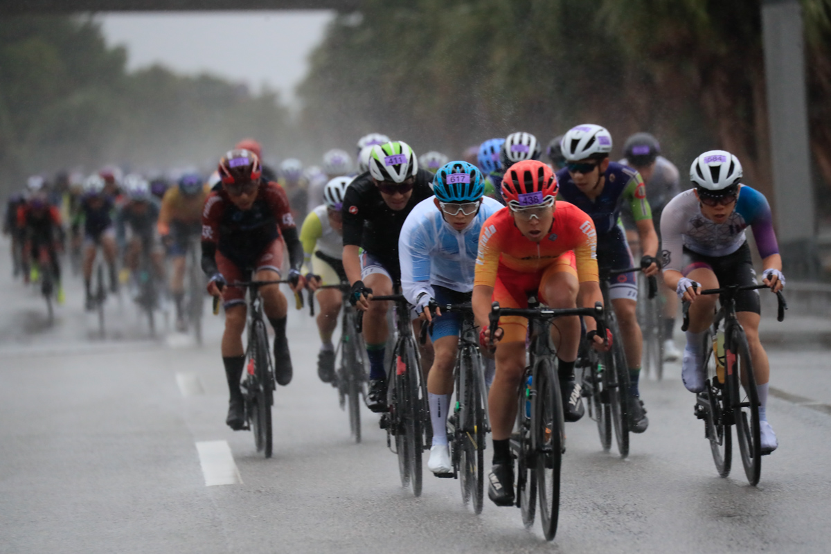 希少  89年自転車ロードレース大会 記念品 ネクタイピン ツイード北海道 2点 希少 89年自転車ロードレース大会 記念品 ネクタイピン ツイード
